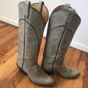 Women’s tony lama cowboy boots
